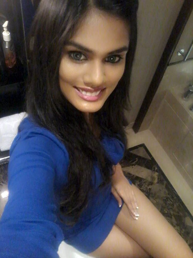 मिस यूनिवर्स में हिस्सा ले रही नोयोनिता की मोहक तस्वीरें