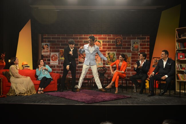 'हैप्‍पी न्‍यू ईयर' की टीम ने इंडिया टुडे ग्रुप के साथ मनाई दिवाली