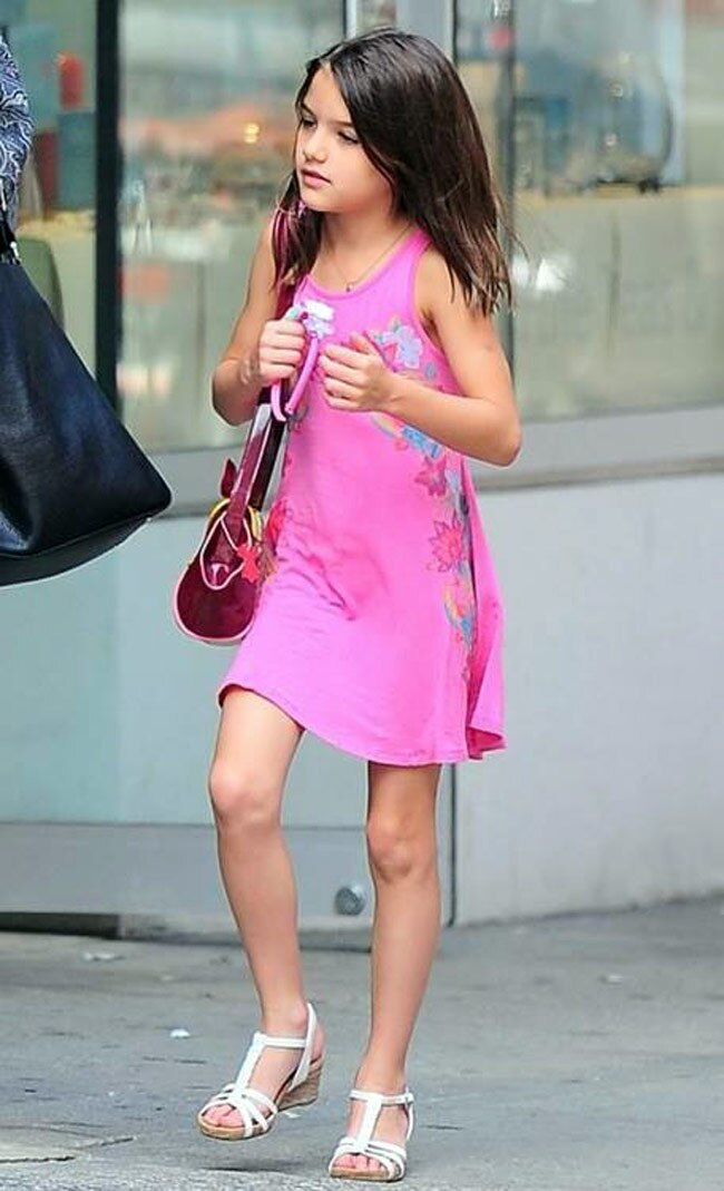 मिलिए टॉम क्रूज की खूबसूरत बेटी सुरी से...