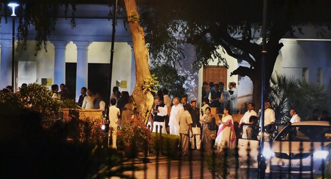 PM मोदी की चाय पार्टी की अनदेखी तस्वीरें...