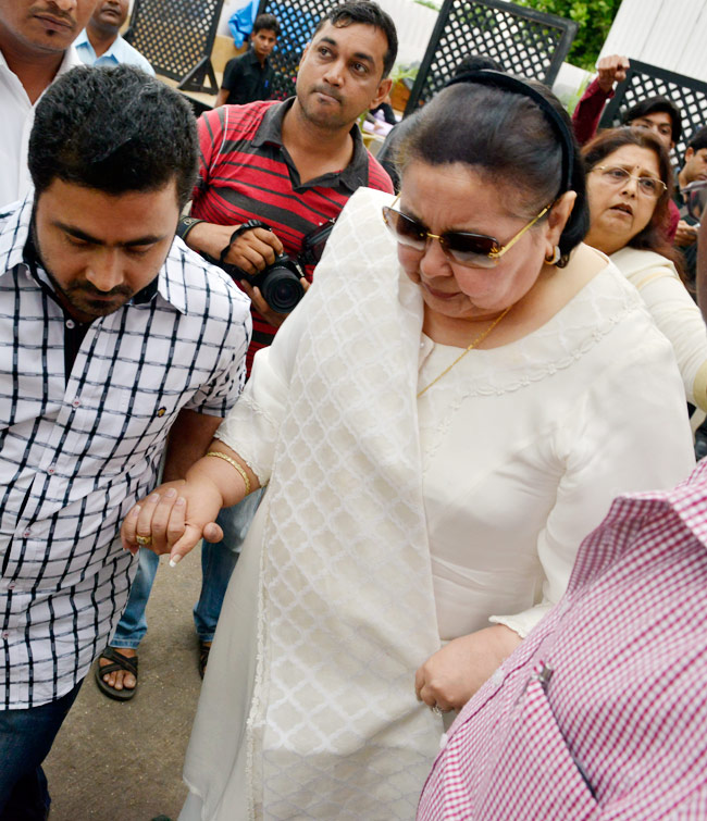 बॉलीवुड ने  रवि चोपड़ा को दी श्रद्धांजलि