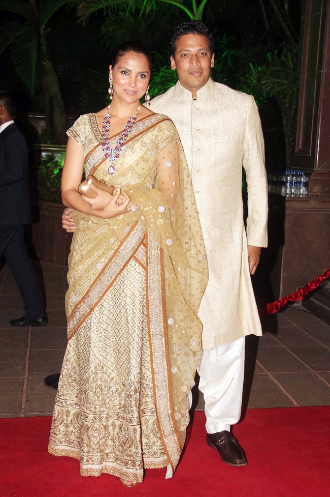 बॉलीवुड सितारों से रोशन हुआ अर्पिता-आयुष का रिसेप्शन