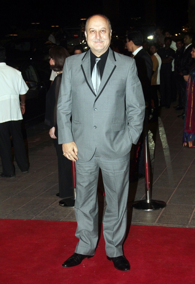 बॉलीवुड सितारों से रोशन हुआ अर्पिता-आयुष का रिसेप्शन