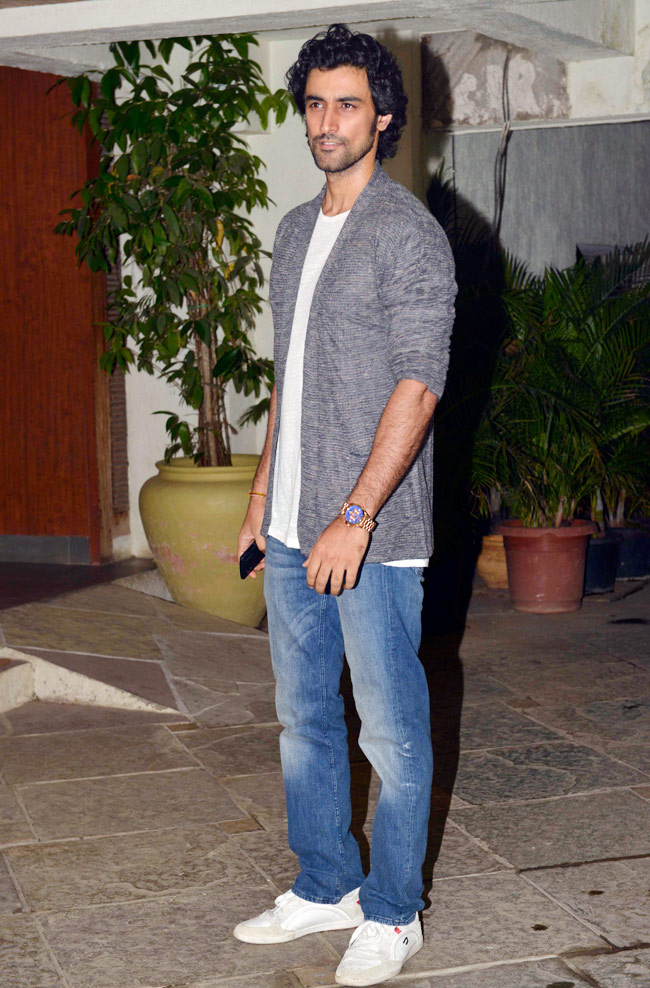 सोनाली बेंद्रे और गोल्डी बहल की एनिवर्सरी पर पहुंचे सितारे