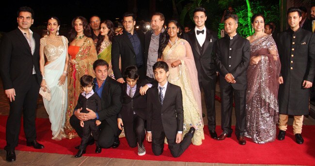 अर्पिता के रिसेप्शन की सबसे शानदार तस्वीरें