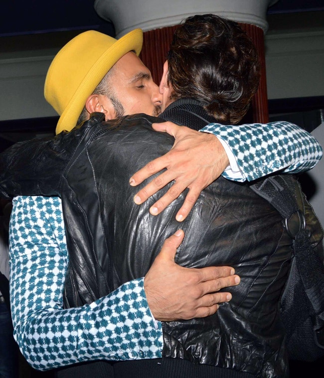 'किल दिल' की स्कीनिंग पर रणवीर बने 'सीरियल किसर'