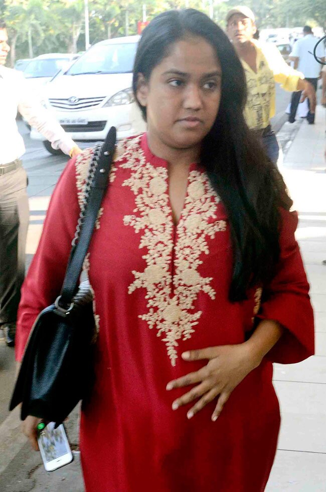 अर्पिता की शादी के लिए हैदराबाद रवाना हुआ सलमान 'खान'दान