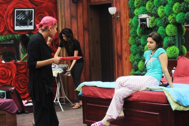 Bigg Boss: पुनीत इस्सर को लेकर गौतम और डियांड्रा में तू-तू मैं-मैं