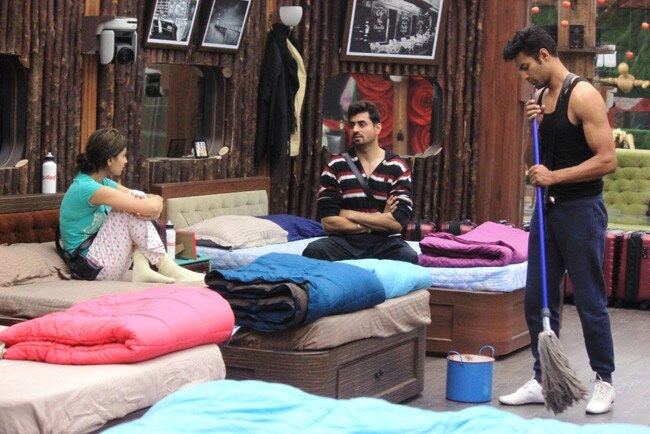 Bigg Boss: पुनीत इस्सर को लेकर गौतम और डियांड्रा में तू-तू मैं-मैं