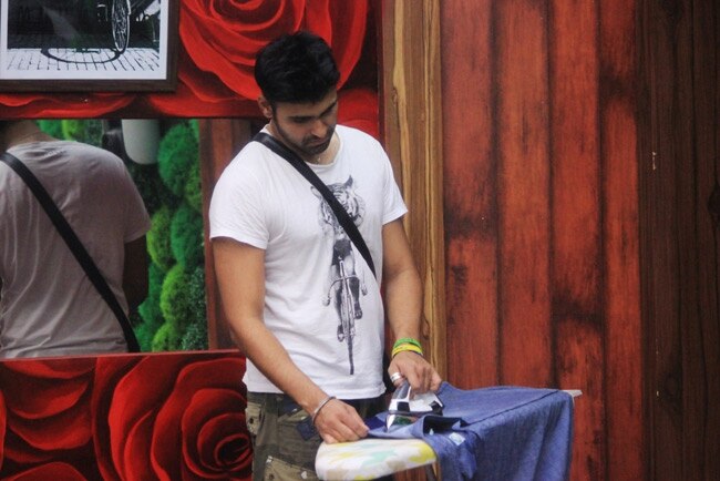 Bigg Boss: पुनीत इस्सर को लेकर गौतम और डियांड्रा में तू-तू मैं-मैं