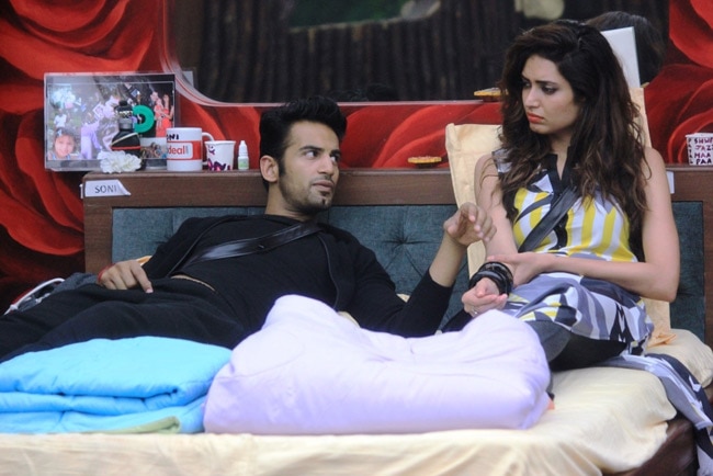 Bigg Boss: पुनीत इस्सर को लेकर गौतम और डियांड्रा में तू-तू मैं-मैं