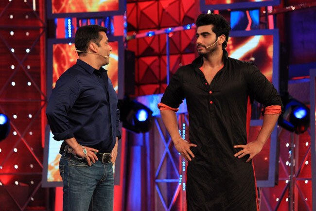 Bigg Boss 8: अर्जुन कपूर ने परखे घर वालों के 'तेवर'