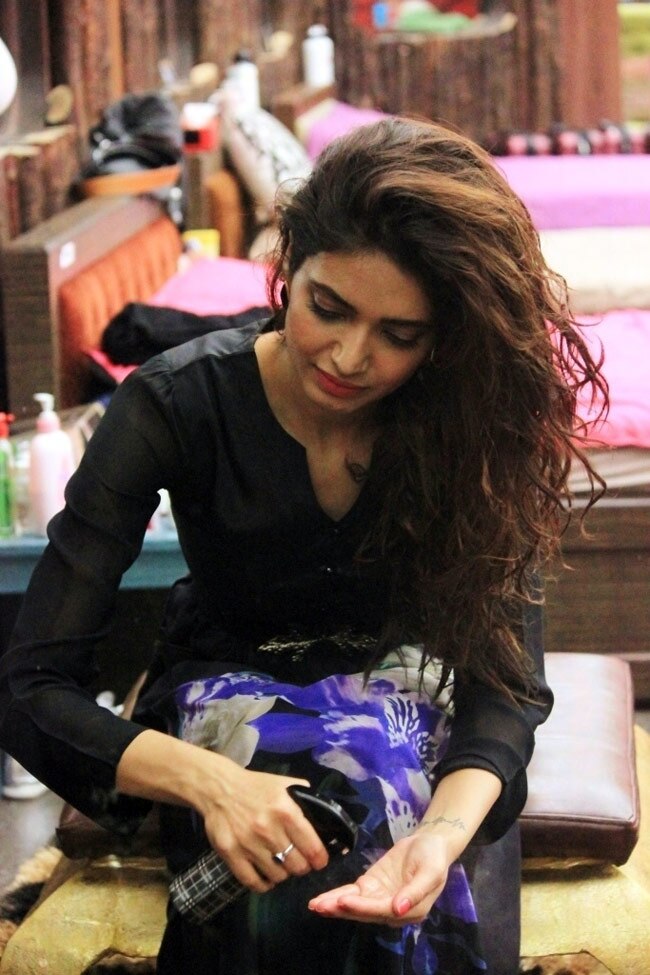 Big Boss: अली ने पी3जी के ग्रुप को कहा गांधी के तीन बंदर