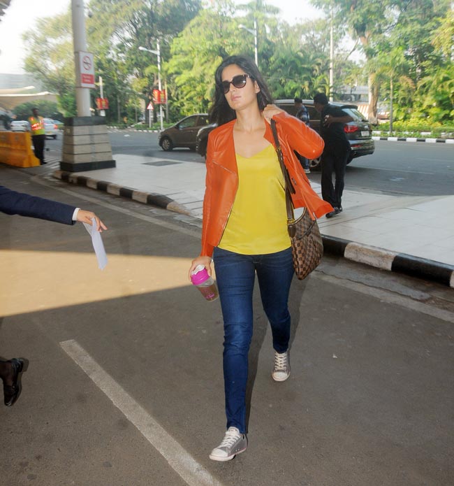 आमिर, कटरीना और कई स्टार्स अर्पिता की शादी के लिए हैदराबाद  रवाना