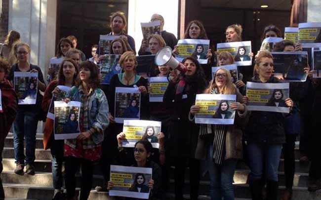 मैच देखने की इतनी बड़ी सजा मिली इस लड़की को!