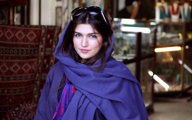 मैच देखने की इतनी बड़ी सजा मिली इस लड़की को!