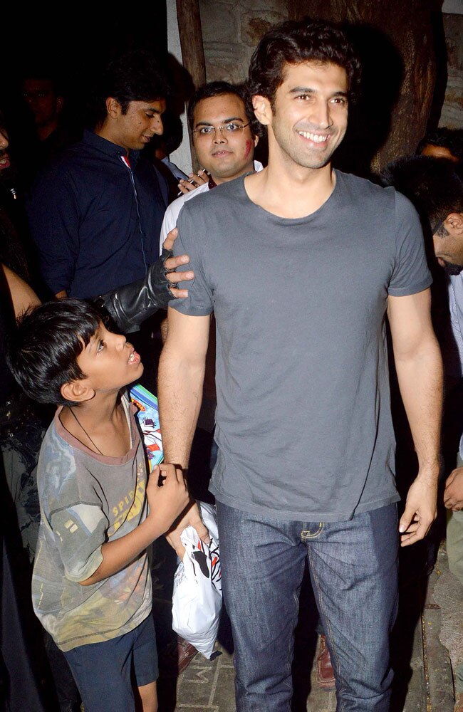 हैलोवीन पार्टी के लिए अजब-गजब रूप में दिखे बॉलीवुड सितारे