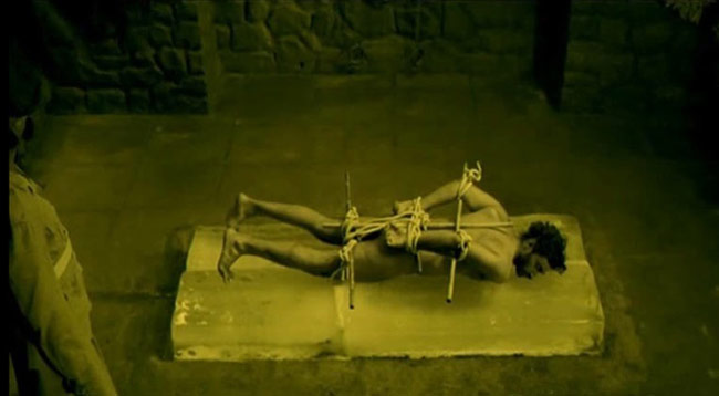 बॉलीवुड के ये हीरोज हुए न्यूड