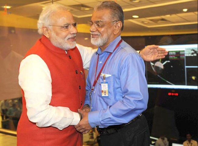 साल 2014: तस्वीरों में देश और दुनिया की बड़ी खबरें