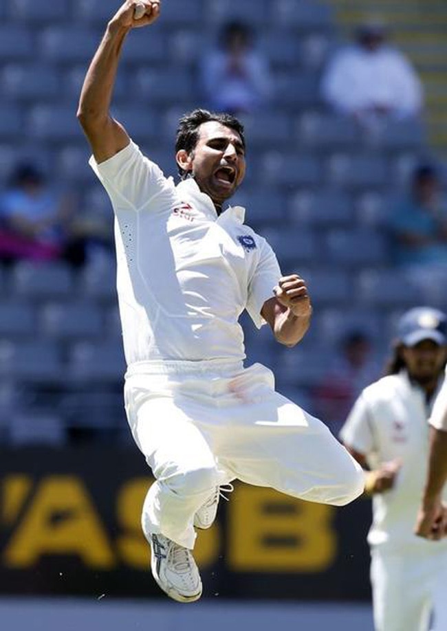 टीम इंडिया का 'शानदार' पेस बॉलर शमी...