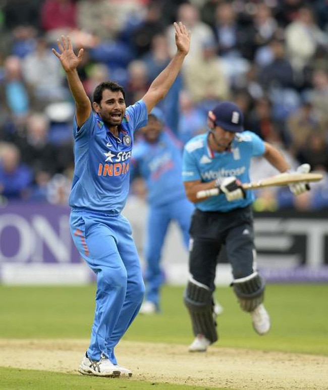 टीम इंडिया का 'शानदार' पेस बॉलर शमी...