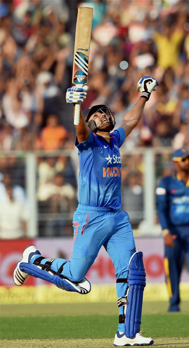 रोहित शर्मा के बल्ले से रन निकलते गए और रिकॉर्ड टूटते गए