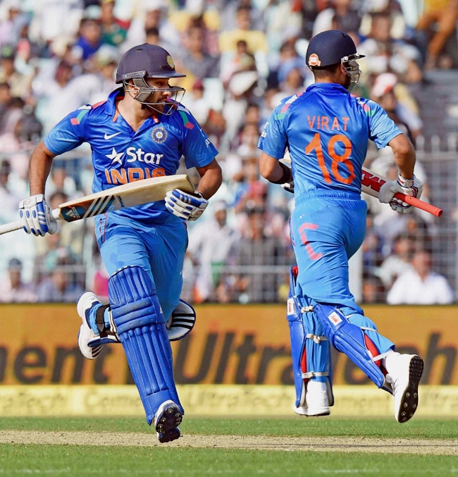 रोहित शर्मा के बल्ले से रन निकलते गए और रिकॉर्ड टूटते गए