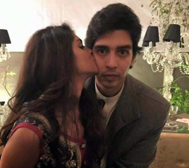 पाकिस्‍तान की फैशन क्‍वीन सनम सईद ने की शादी