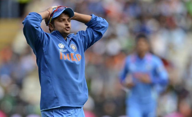 डेब्यू टेस्ट में ही सेंचुरी जड़ने वाले रैना को Happy B'day