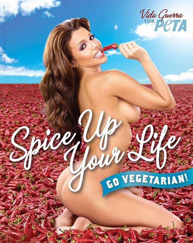 मिलिए मल्लिका की ग्लैमरस फोटो लेने वाले शख्स से