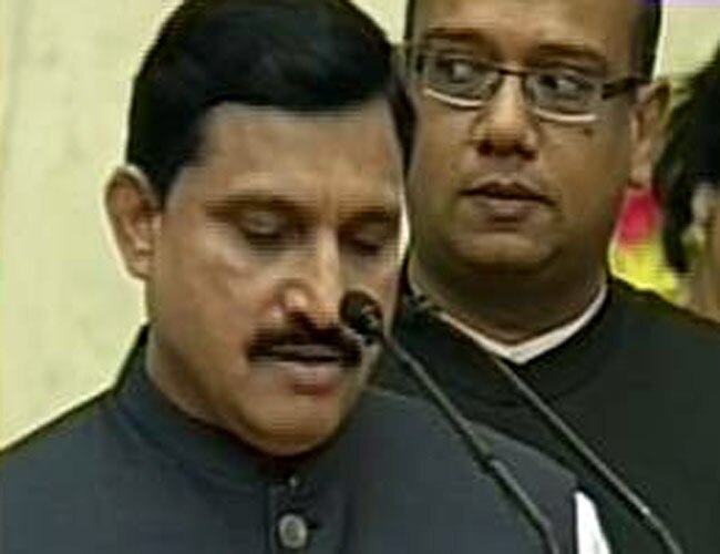 कैबिनेट का पहला विस्तार, ये हैं मोदी के नए मंत्री