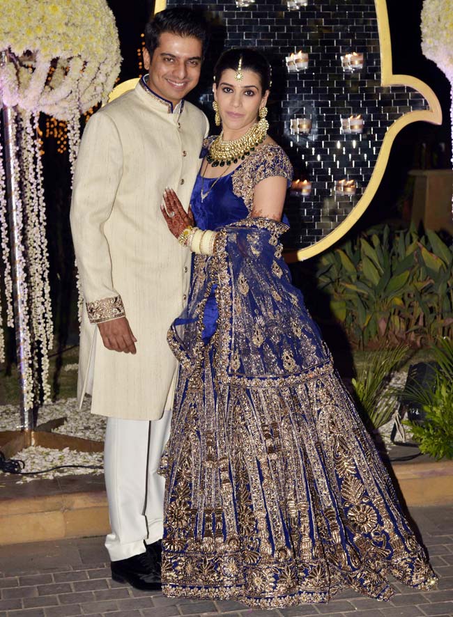 मनीष मल्होत्रा की भतीजी के रिसेप्शन में बॉलीवुड सितारों ने मचाई धूम