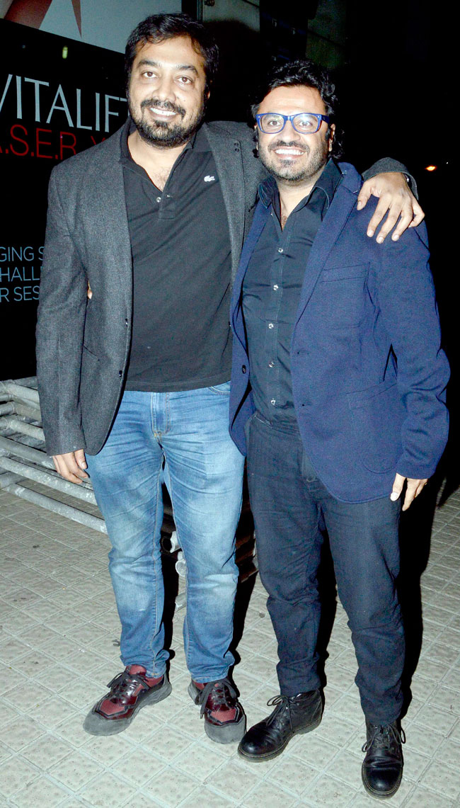 UGLY की स्क्रीनिंग पर दिखे हसीनाओं के जलवे