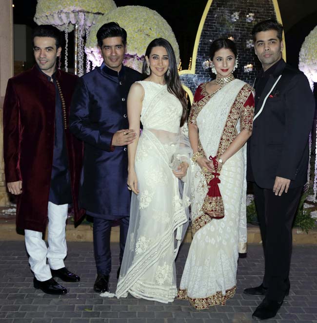 मनीष मल्होत्रा की भतीजी के रिसेप्शन में बॉलीवुड सितारों ने मचाई धूम