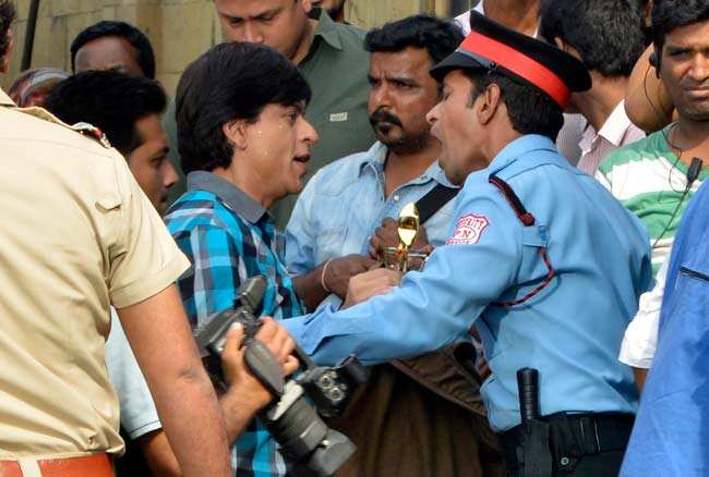 जब सुपरस्‍टार शाहरुख खान बने 'फैन'