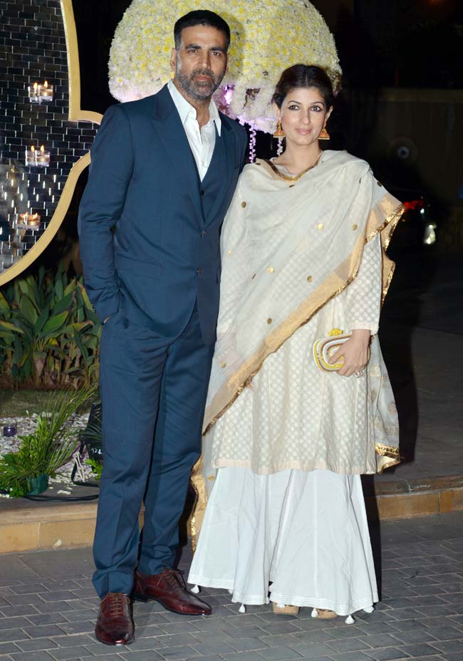 मनीष मल्होत्रा की भतीजी के रिसेप्शन में बॉलीवुड सितारों ने मचाई धूम