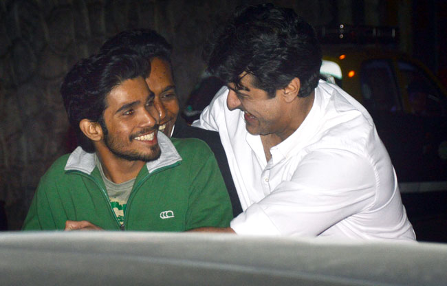 'दिलजले' हरमन और अरमान ने कुछ यूं मनाया न्यू ईयर