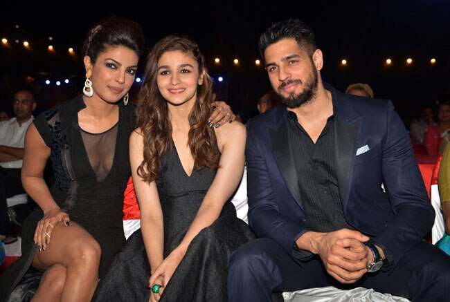 बिग स्टार एंटरटेनमेंट अवॉर्ड 2014 की सितारों से सजी शाम