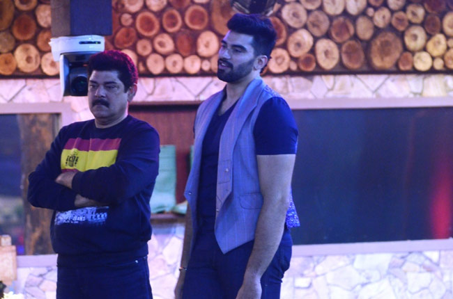 Bigg Boss: घर आज होगा सितारों से गुलजार