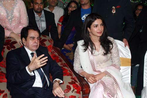 Happy Birthday: दिलीप कुमार का 92वां जन्‍मदिन