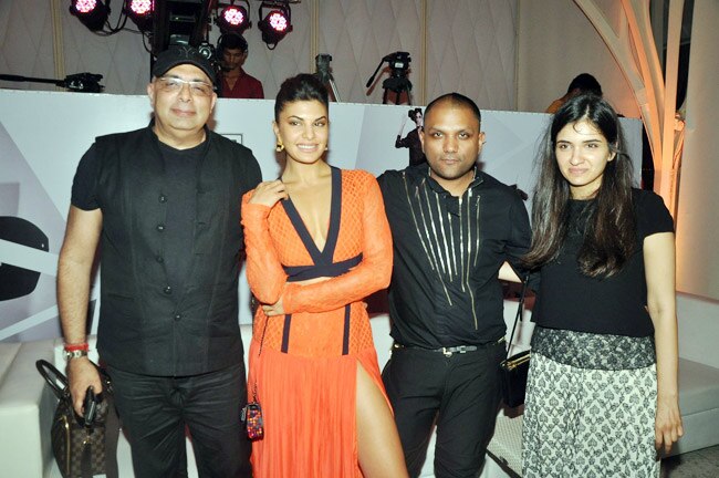 'केसरिया' जैकलीन फर्नांडिस की मनमोहक तस्वीरें