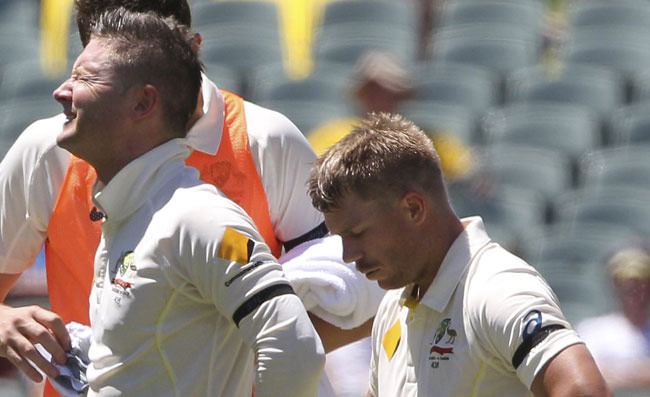 एडिलेट टेस्ट का पहला दिन डेविड वार्नर की सेंचुरी के नाम