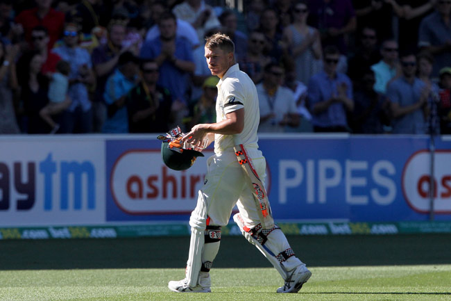 एडिलेड टेस्ट Day 4: ... जब भिड़े वार्नर और एरोन