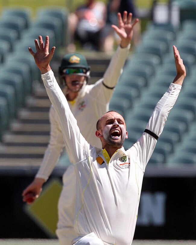 एडिलेड टेस्टः कोहली की सेंचुरी पर भारी पड़ी लियोन की फिरकी