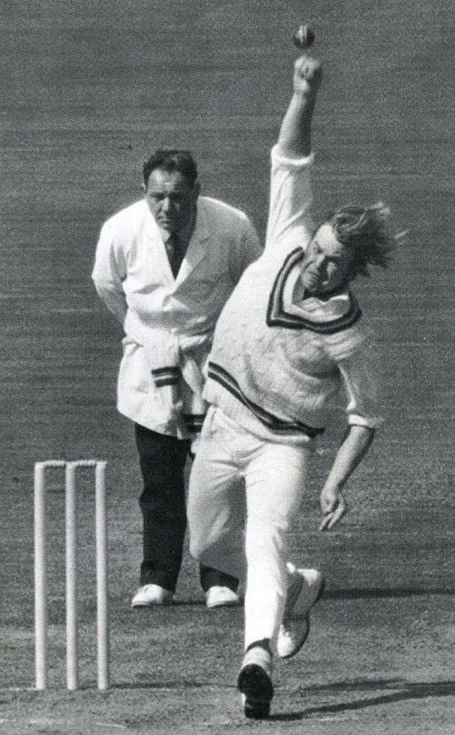 अजीबो गरीब बैटिंग और बॉलिंग स्टाइल वाले क्रिकेटर