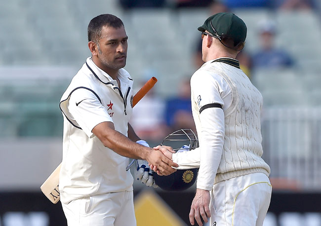 धूम धूम धोनी को Happy Birthday!