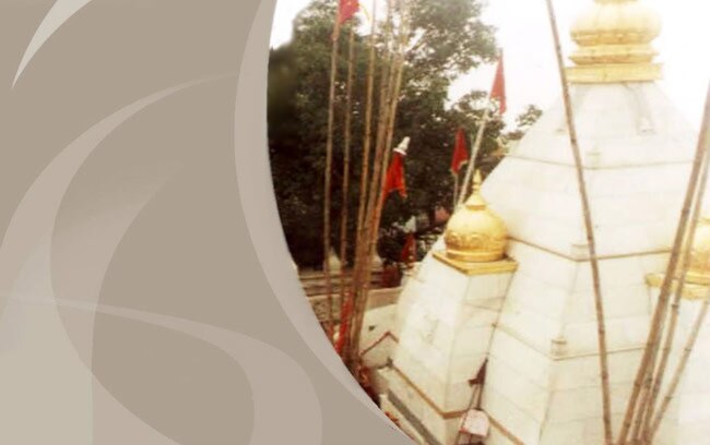 भक्तों की मनोकामनाएं पूरी करती हैं माता नैना देवी