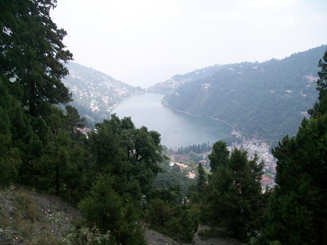 नैनीताल की इस खूबसूरती के दीवाने हजारों हैं...