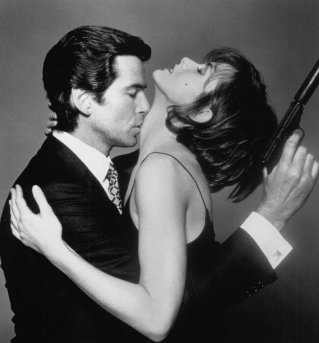 ये हैं जेम्‍स बॉन्‍ड की 15 सबसे खूबसूरत हसीनाएं...