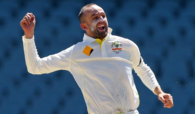 एडिलेड टेस्ट Day 4: ... जब भिड़े वार्नर और एरोन